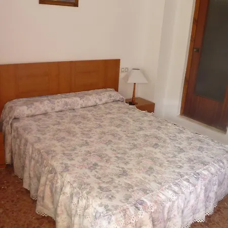 Cap Blanc Este, Nº 2 *
